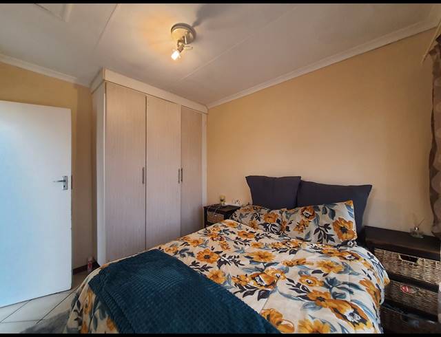 2 BEDROOM APARTMENT RENTED IN NOORDWYK